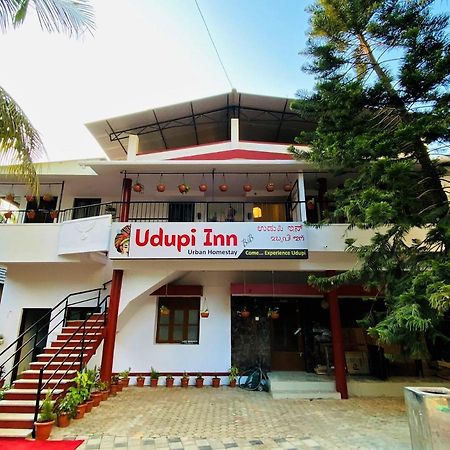 Udupi Inn Esterno foto