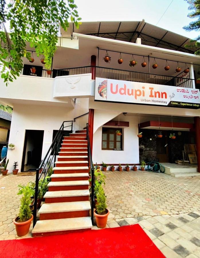 Udupi Inn Esterno foto